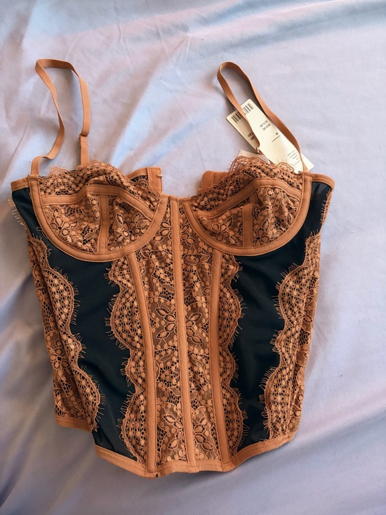 Urban Outfitters Tops - Urban Outfitters Cinnamon Lace Bustier